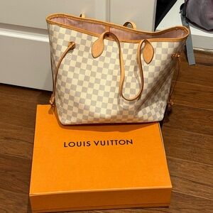 Louis Vuitton Neverfull MM